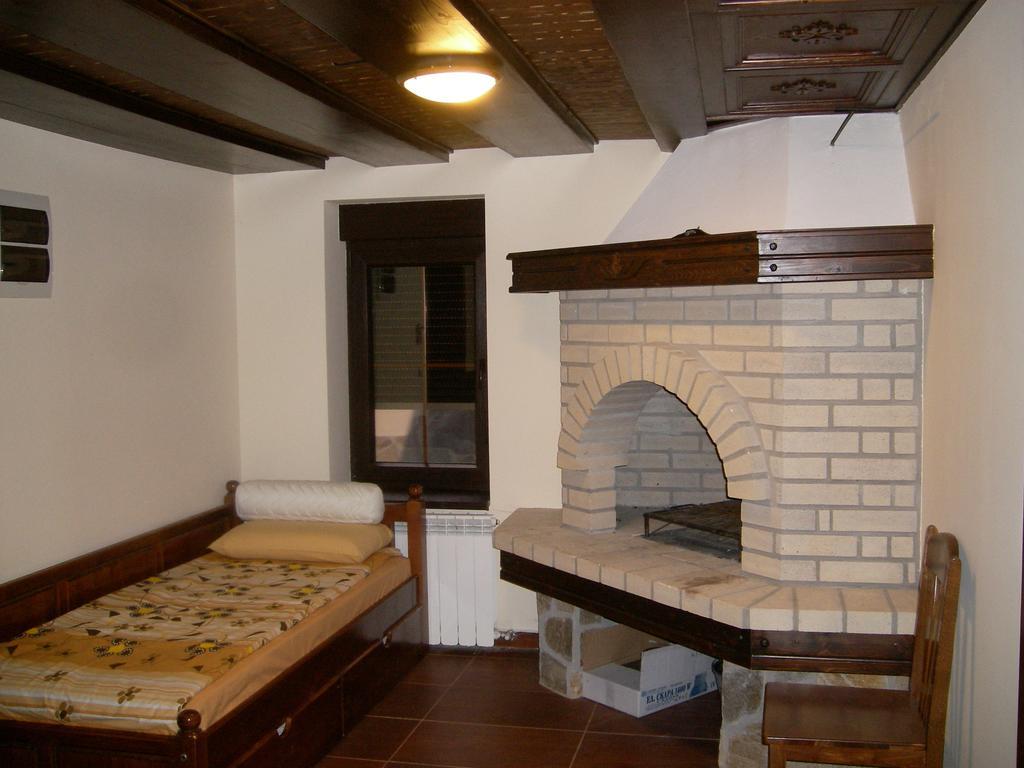 Sinabovite Houses Hotel Badevtsi Kamer foto