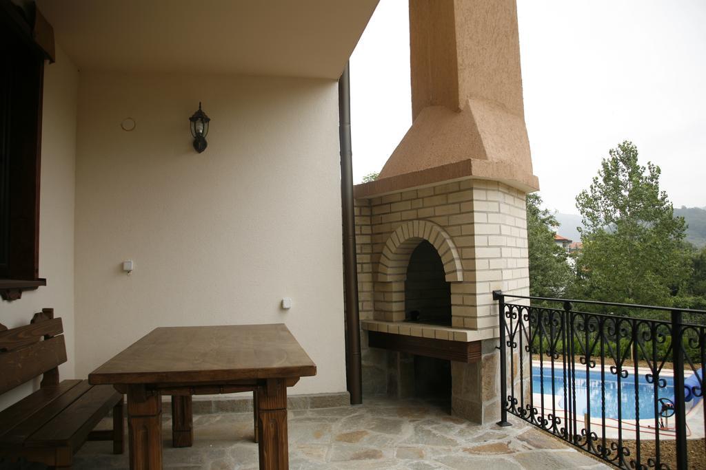 Sinabovite Houses Hotel Badevtsi Kamer foto